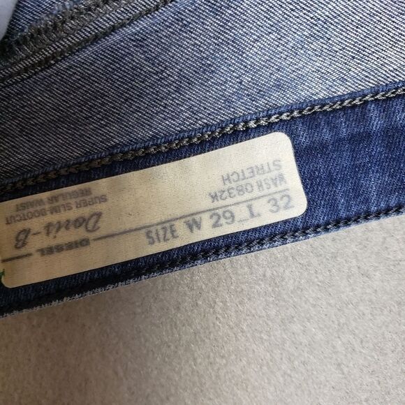 Diesel Doris-B Super Slim Bootcut Jeans, W29 made in Italy - Picture 8 of 15